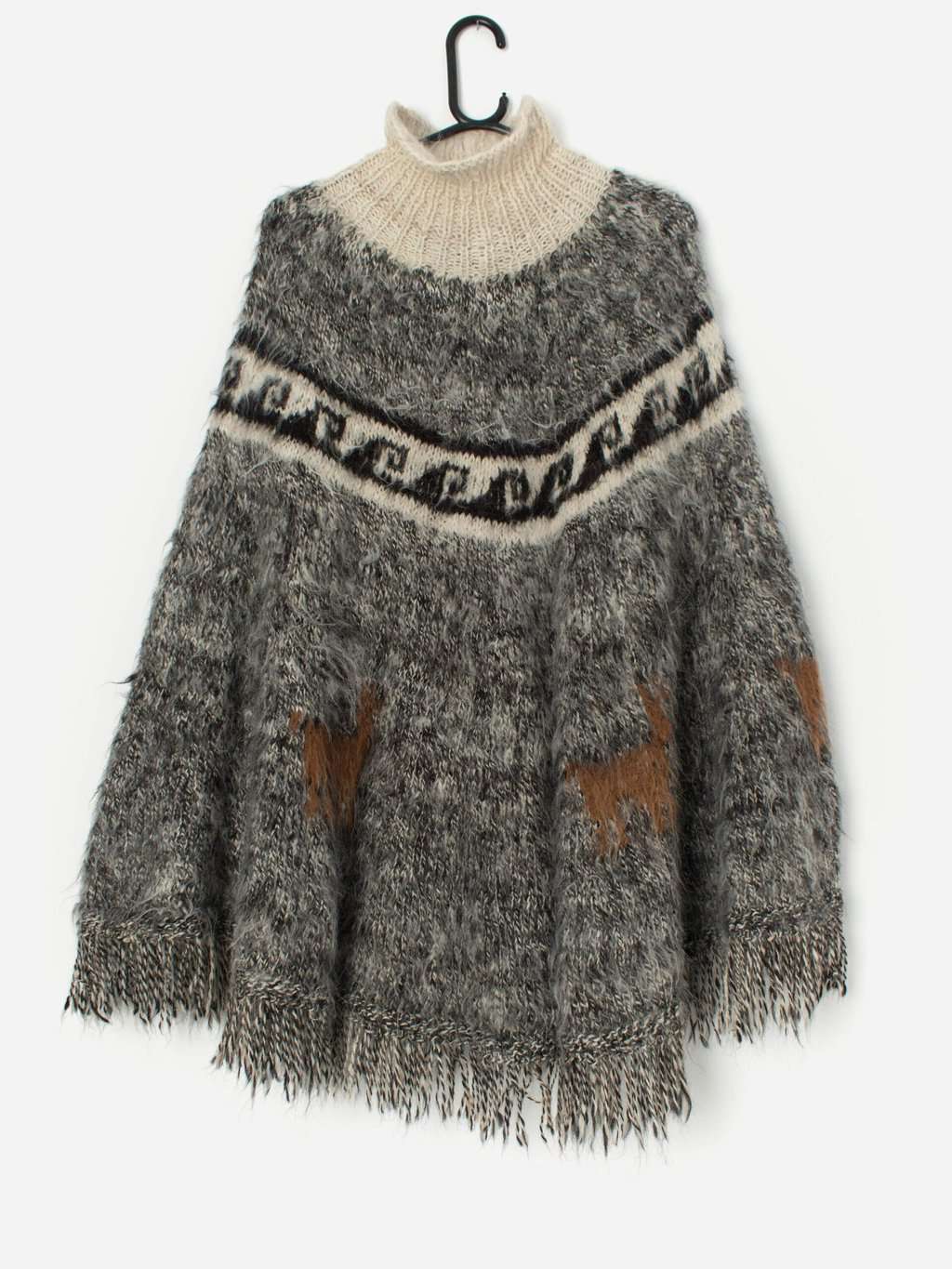 Vintage handknitted poncho cape with alpacas - One size - Image 3