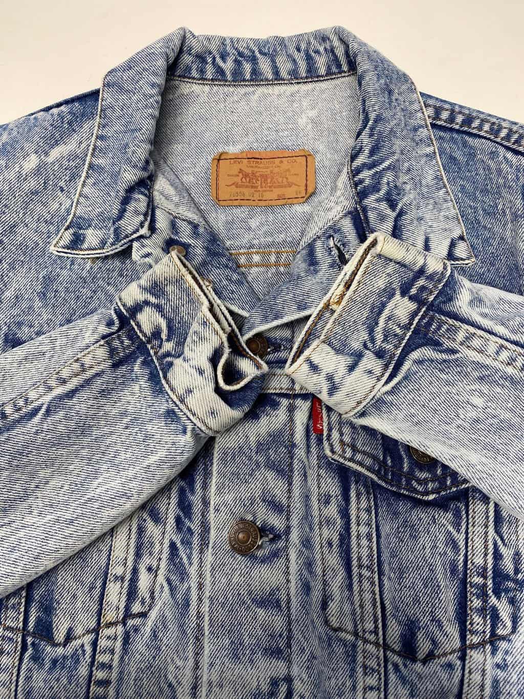 Vintage Levis acid wash denim trucker jacket, made in the UK - XS - Image 10