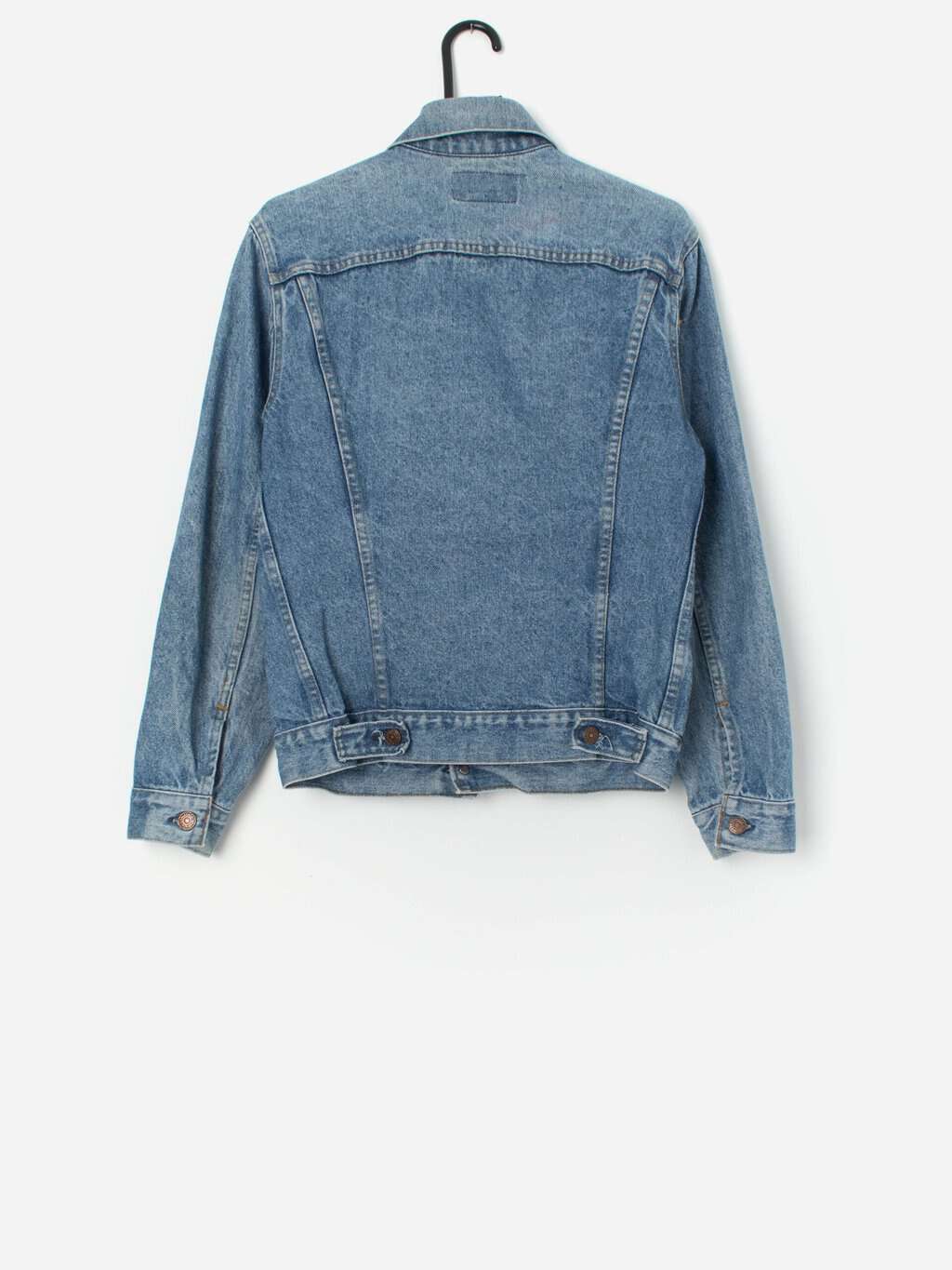 Vintage Levis denim trucker jacket in mid-blue, made in USA - XS / Small - Image 3