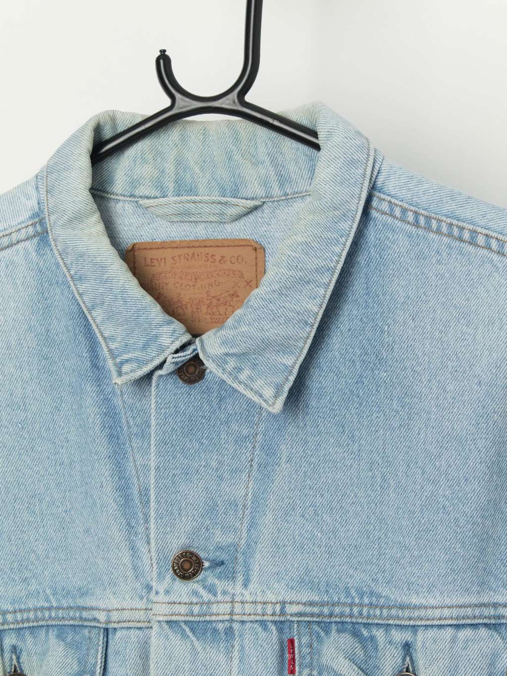 90s vintage Levis denim trucker jacket in pale blue - M - Image 2