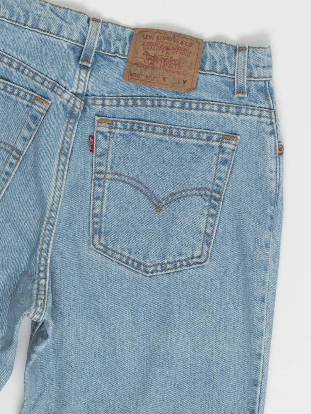 Vintage 90s Levis jeans in light blue, made in USA 32 X 29 - Image 4
