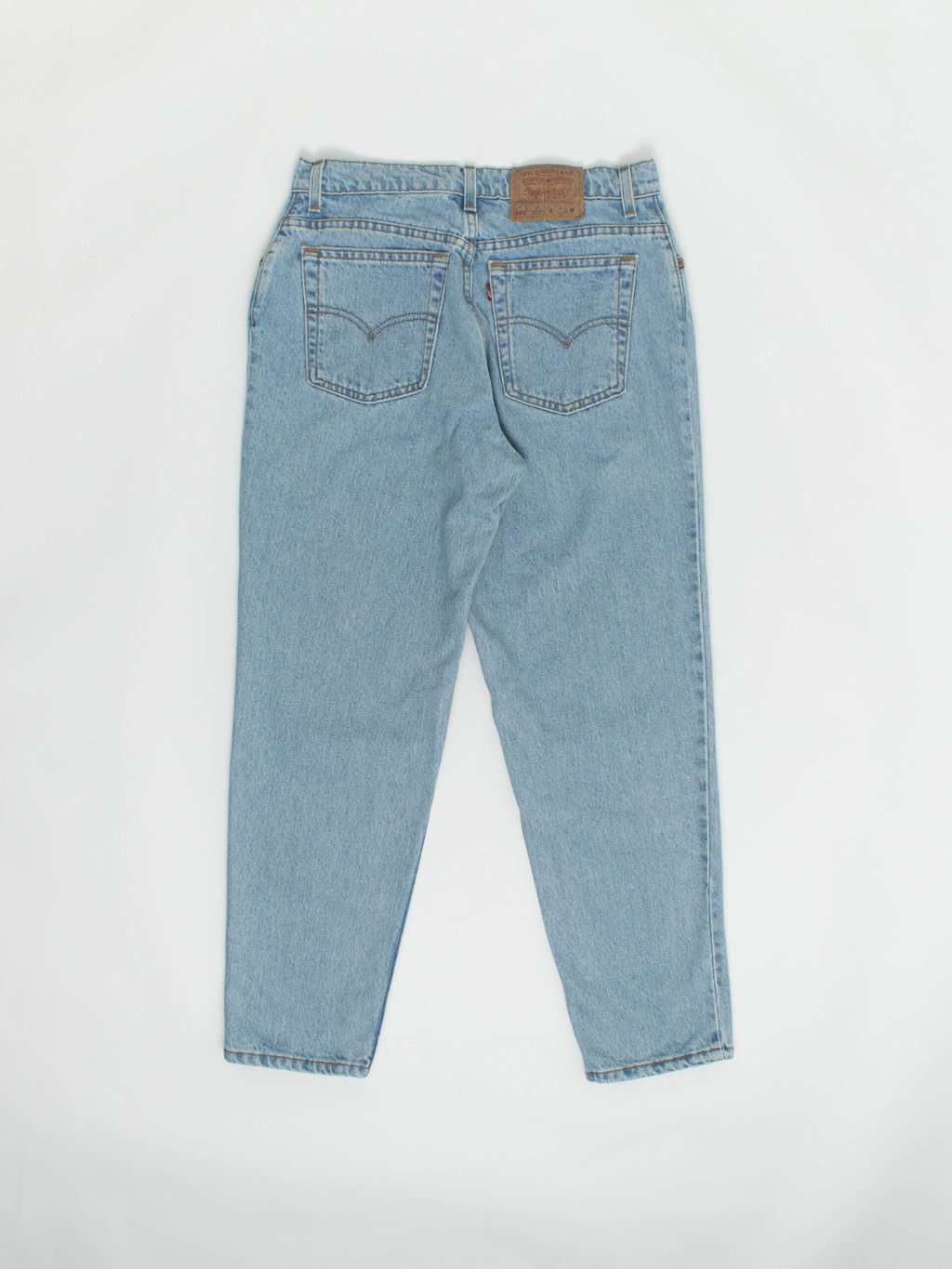 Vintage 90s Levis jeans in light blue, made in USA 32 X 29 - Image 5
