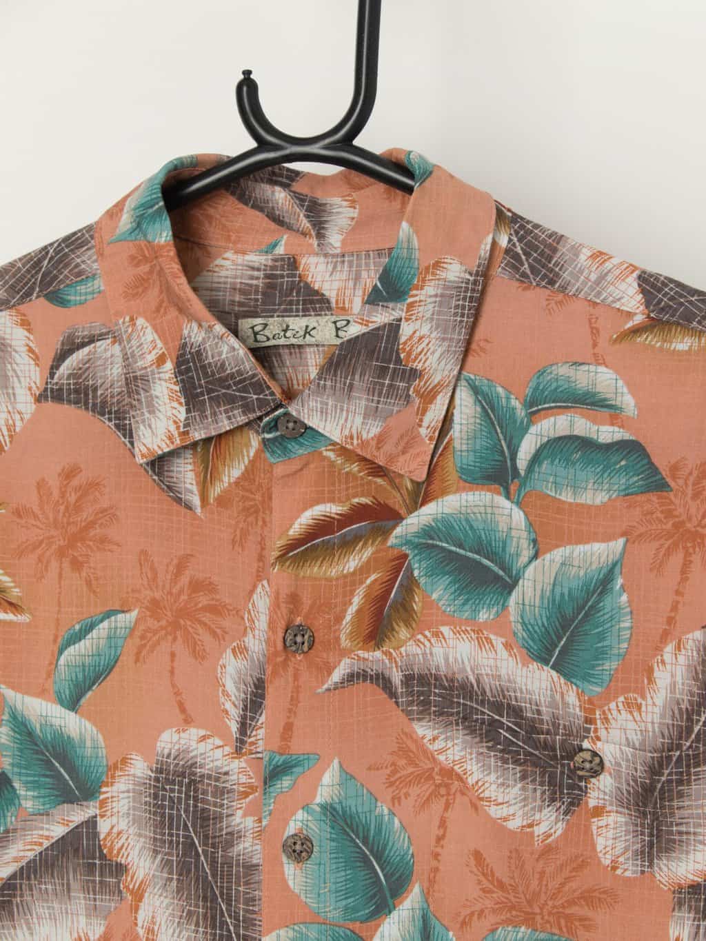 Vintage Hawaiian shirt with botanical design - M - Image 2