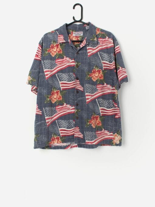 Vintage Hawaiian shirt with USA flags and real coconut buttons - Large