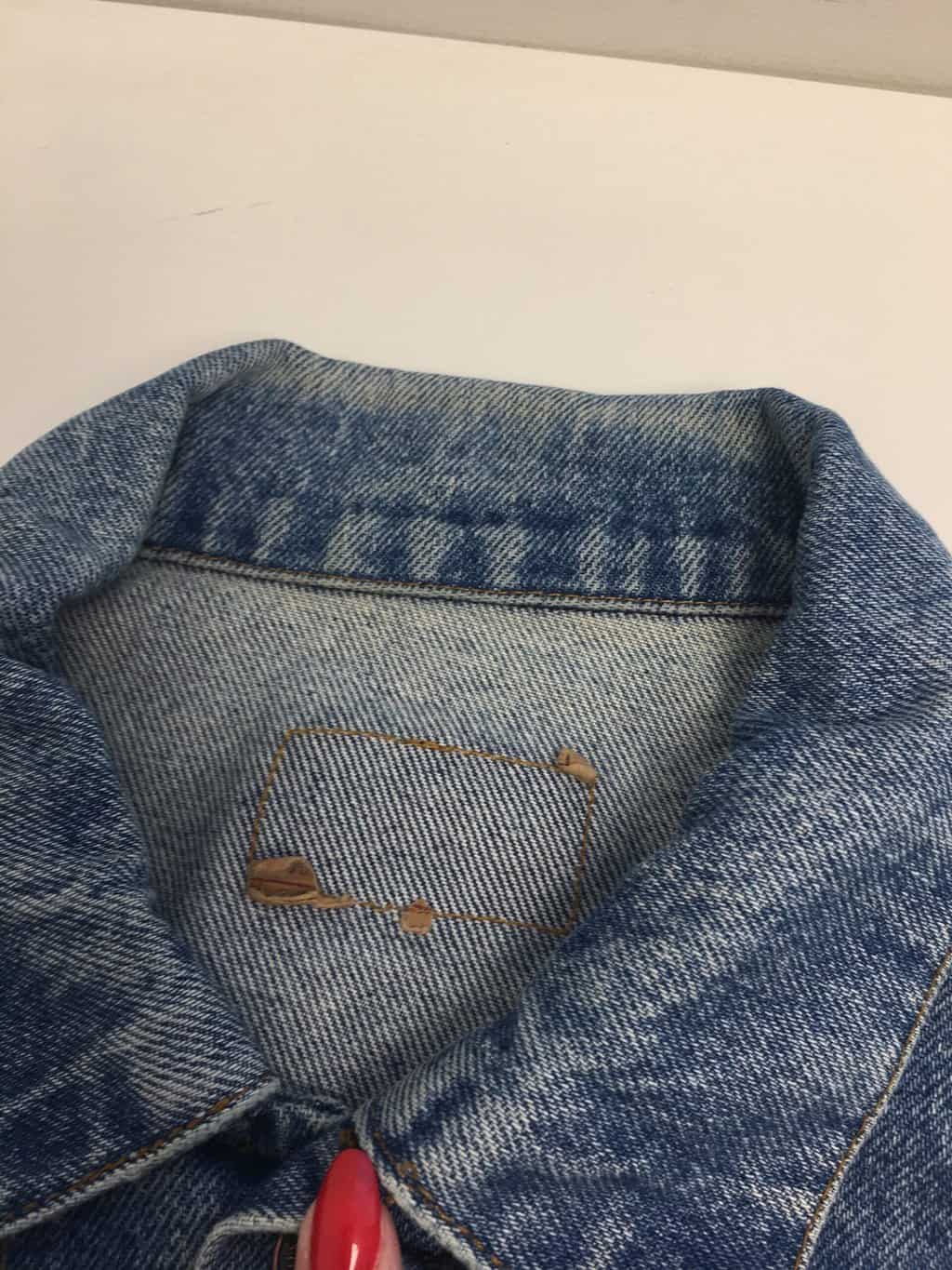 Vintage Levis denim trucker jacket - Large - Image 7