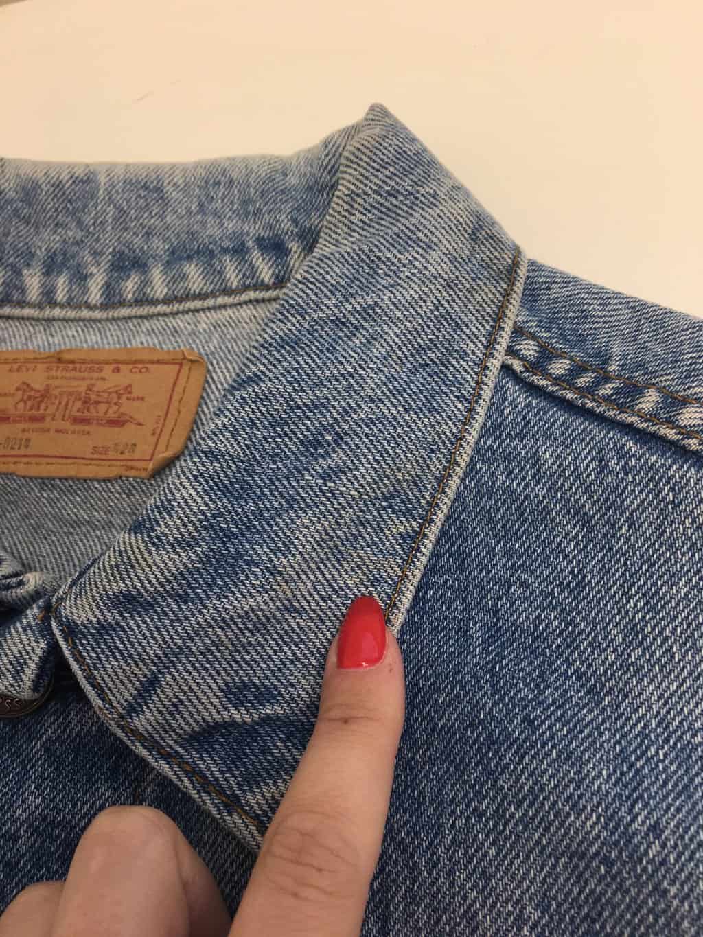 Vintage Levis denim trucker jacket, made in USA - S / M - Image 4