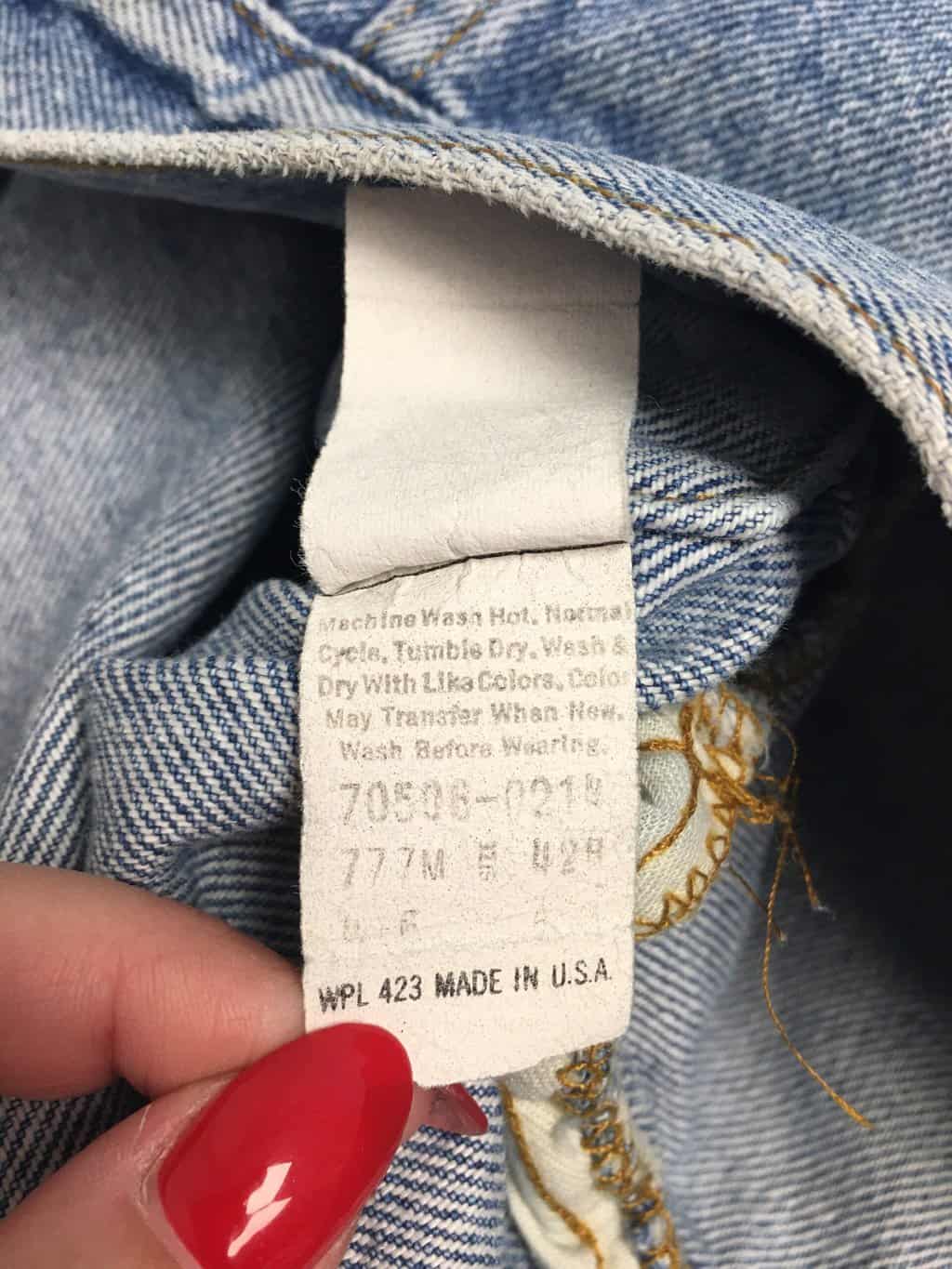 Vintage Levis denim trucker jacket, made in USA - S / M - Image 8