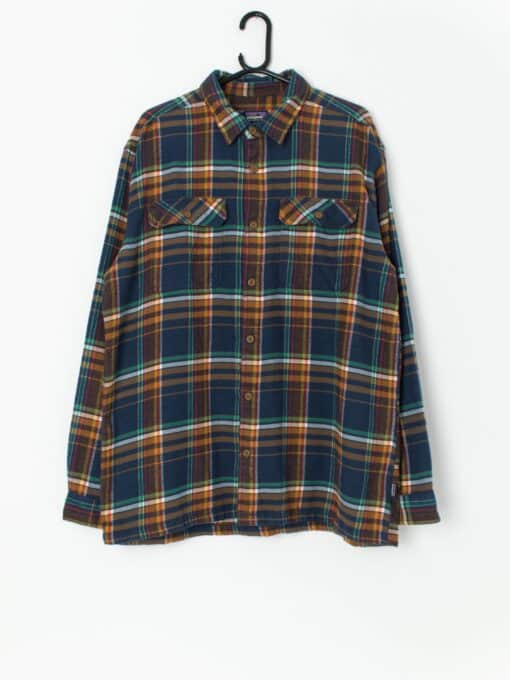 Vintage Patagonia plaid flannel shirt in navy blue - Large