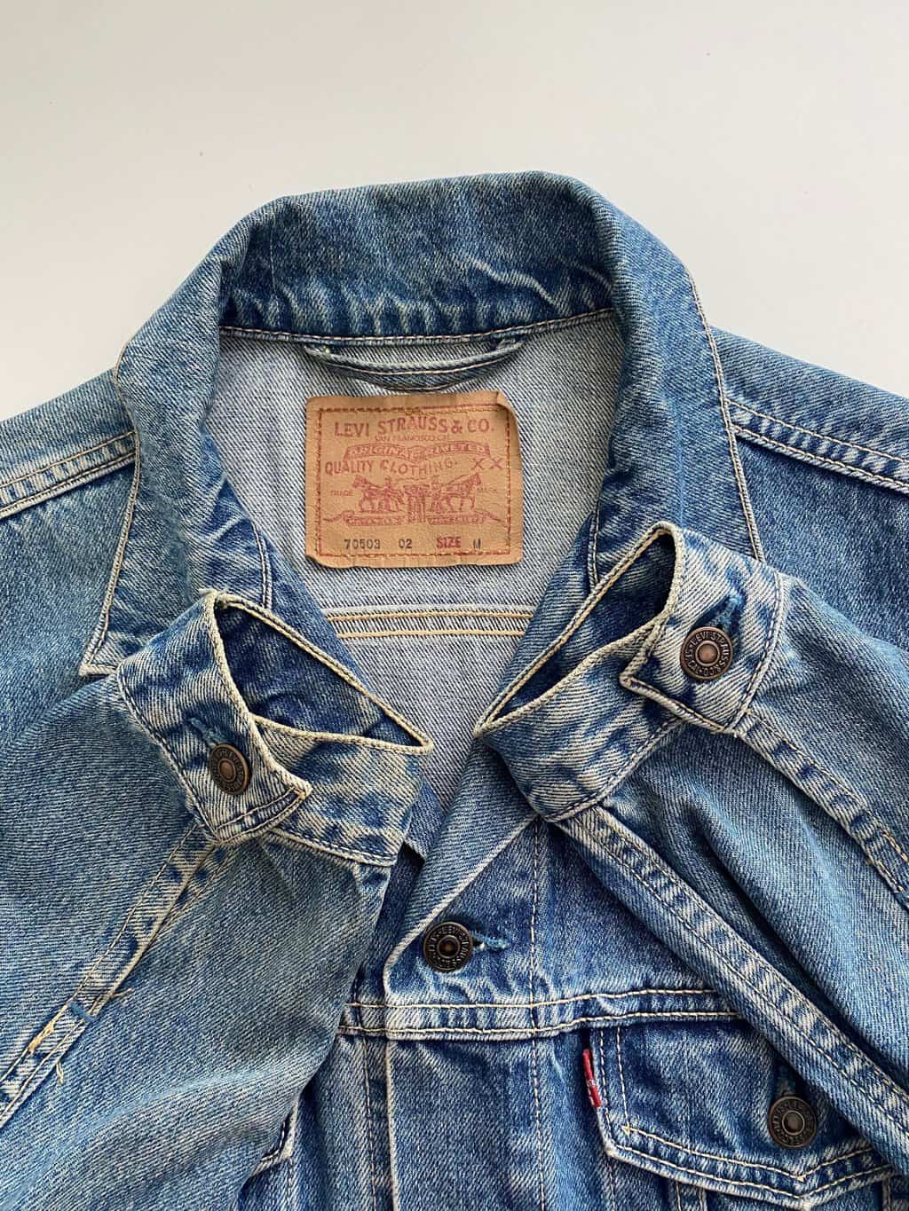 Vintage Levis trucker denim jacket - Medium - Image 4