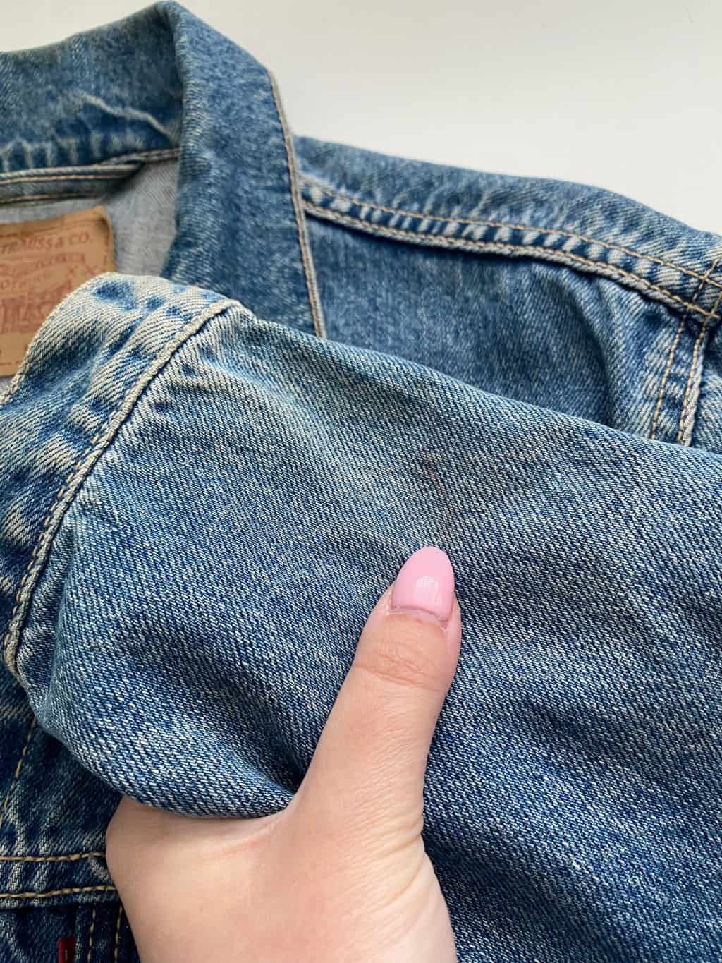 Vintage Levis trucker denim jacket - Medium - Image 7