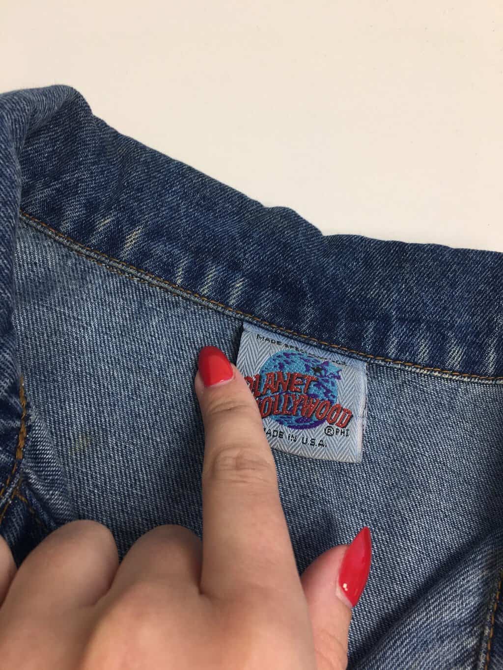 Vintage Planet Hollywood denim jacket, made in the USA - Medium - Image 8