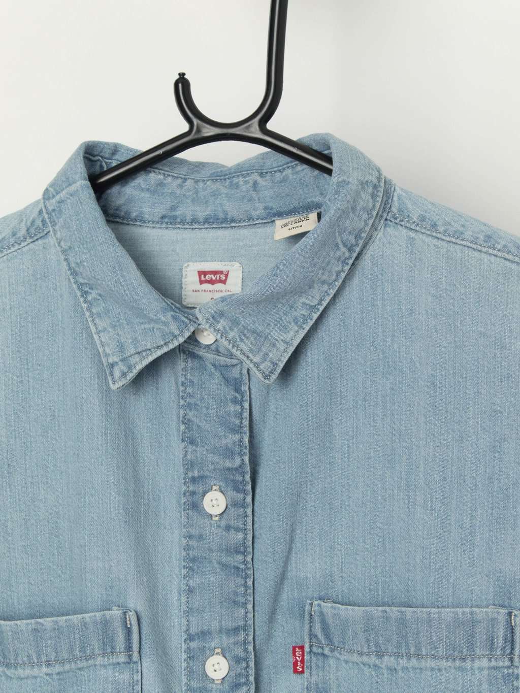 Women's boxy cropped Levis denim shirt - Small/Medium - Image 2