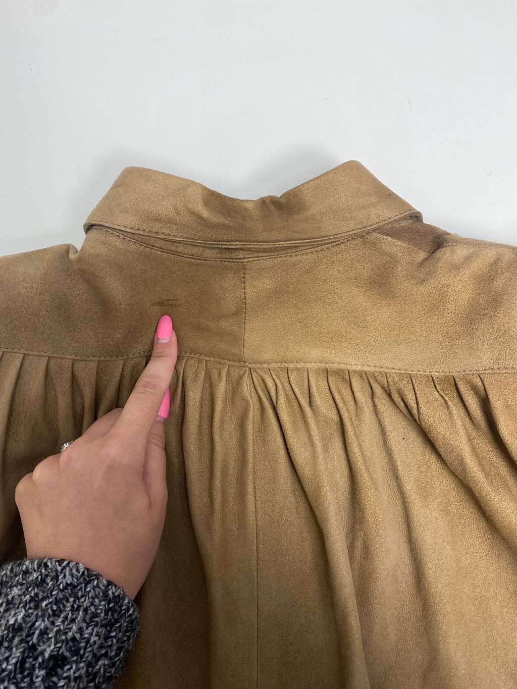 Rare 80s vintage suede blouse / overshirt - Medium / Large - Image 4