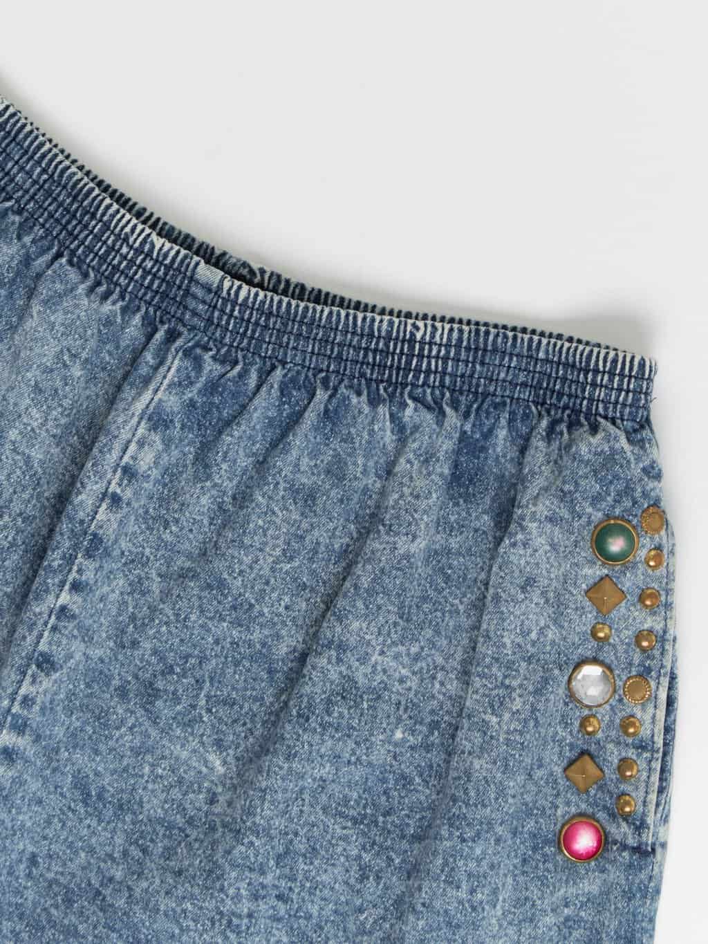 Vintage 80s acid wash denim shorts with gem studded pockets - Large - Image 2