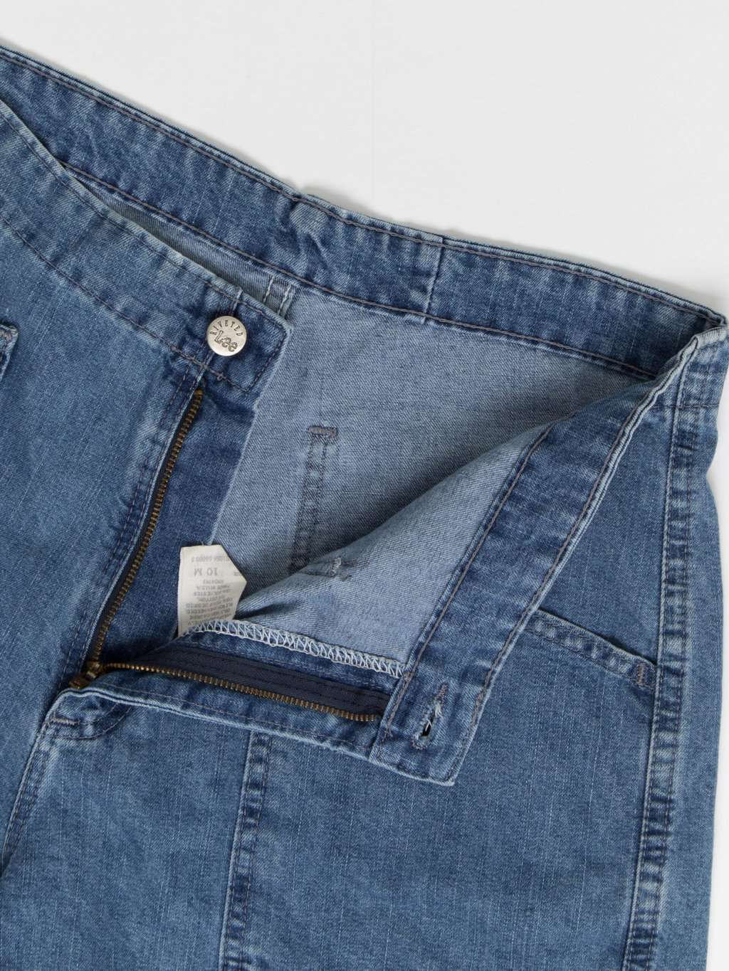 Vintage 90s Lee denim shorts, made in USA - Medium / Large - Image 2