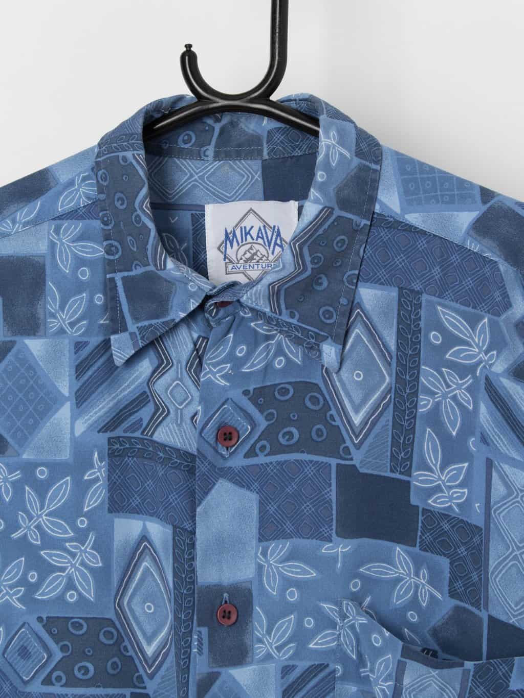 Vintage blue patterned short sleeve shirt - Medium - Image 2