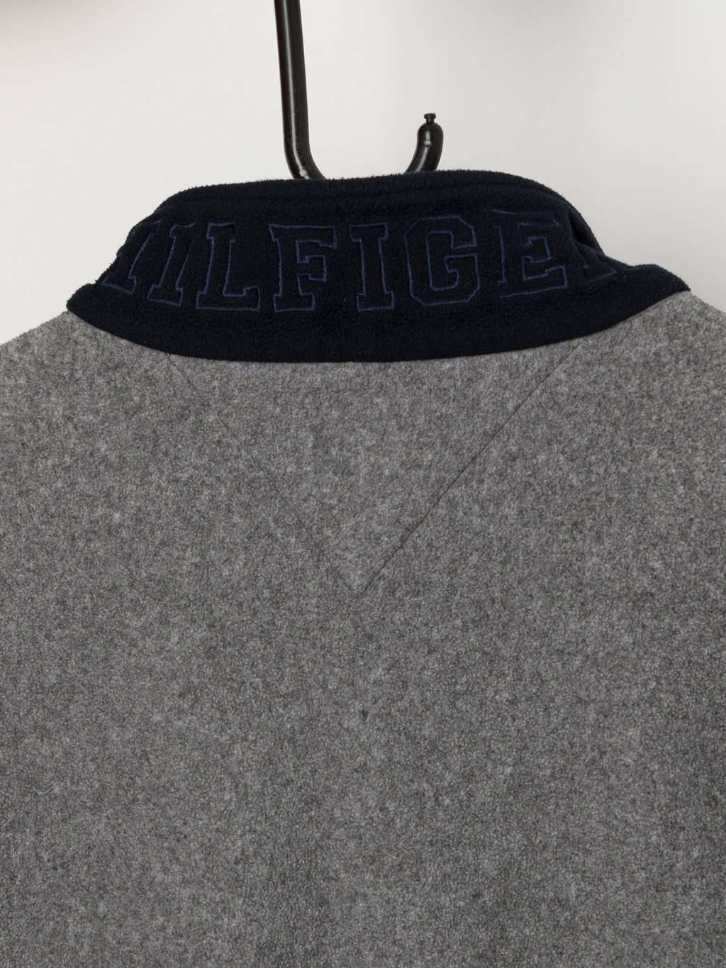 Vintage Y2K Tommy Hilfiger fleece in grey with quarter zip - Large - Image 3