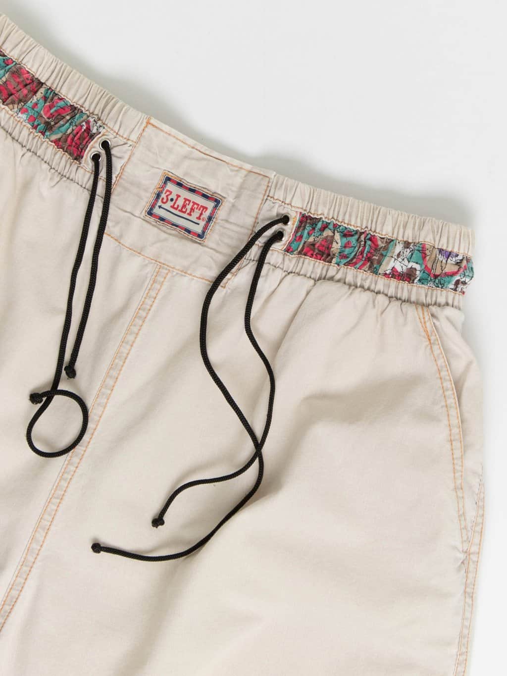 90s vintage long shorts with abstract waistband - S/M/L - Image 2