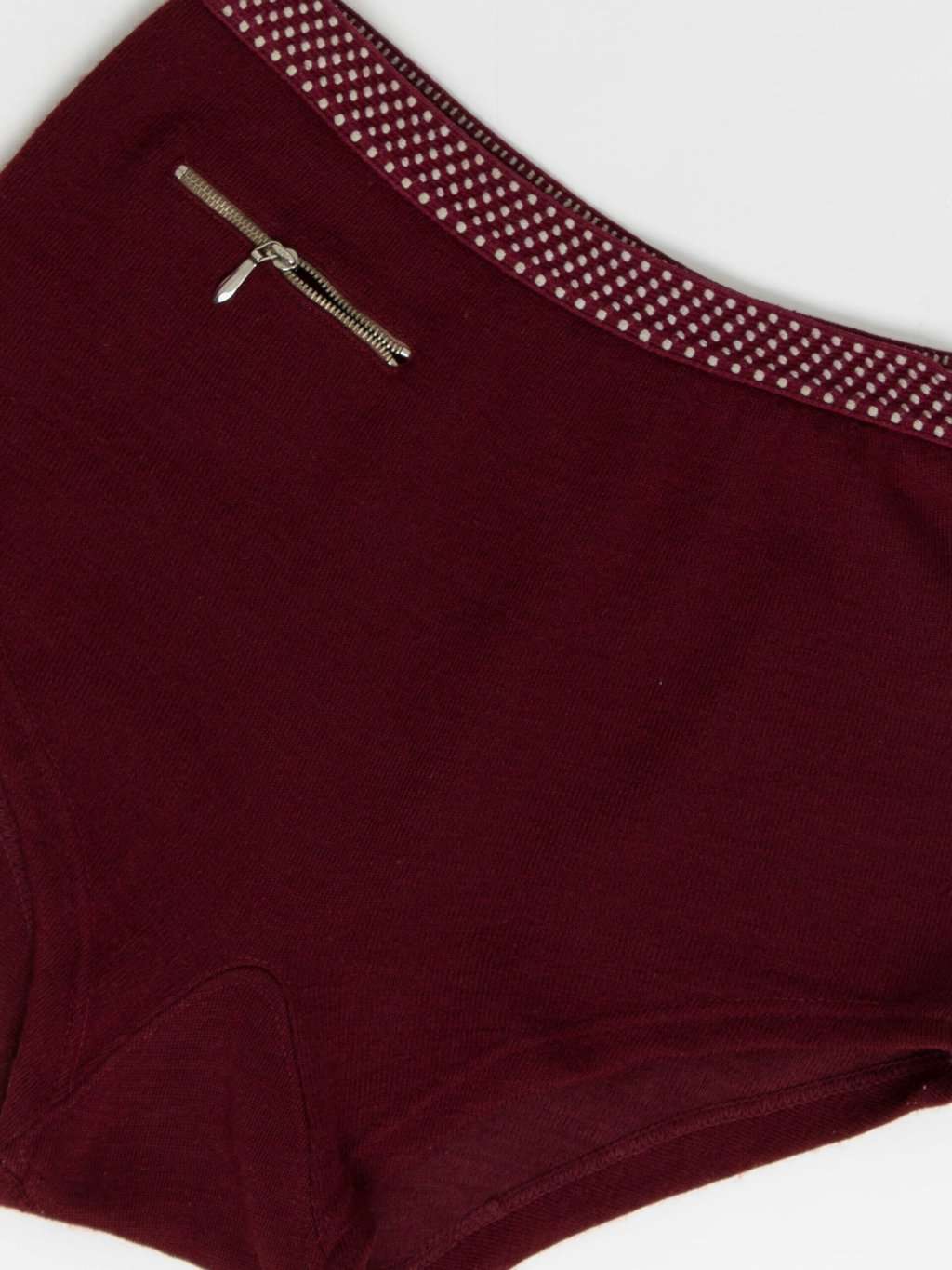 Rare 1950s vintage knitted swimming trunks in burgundy red - Medium / Large - Image 2