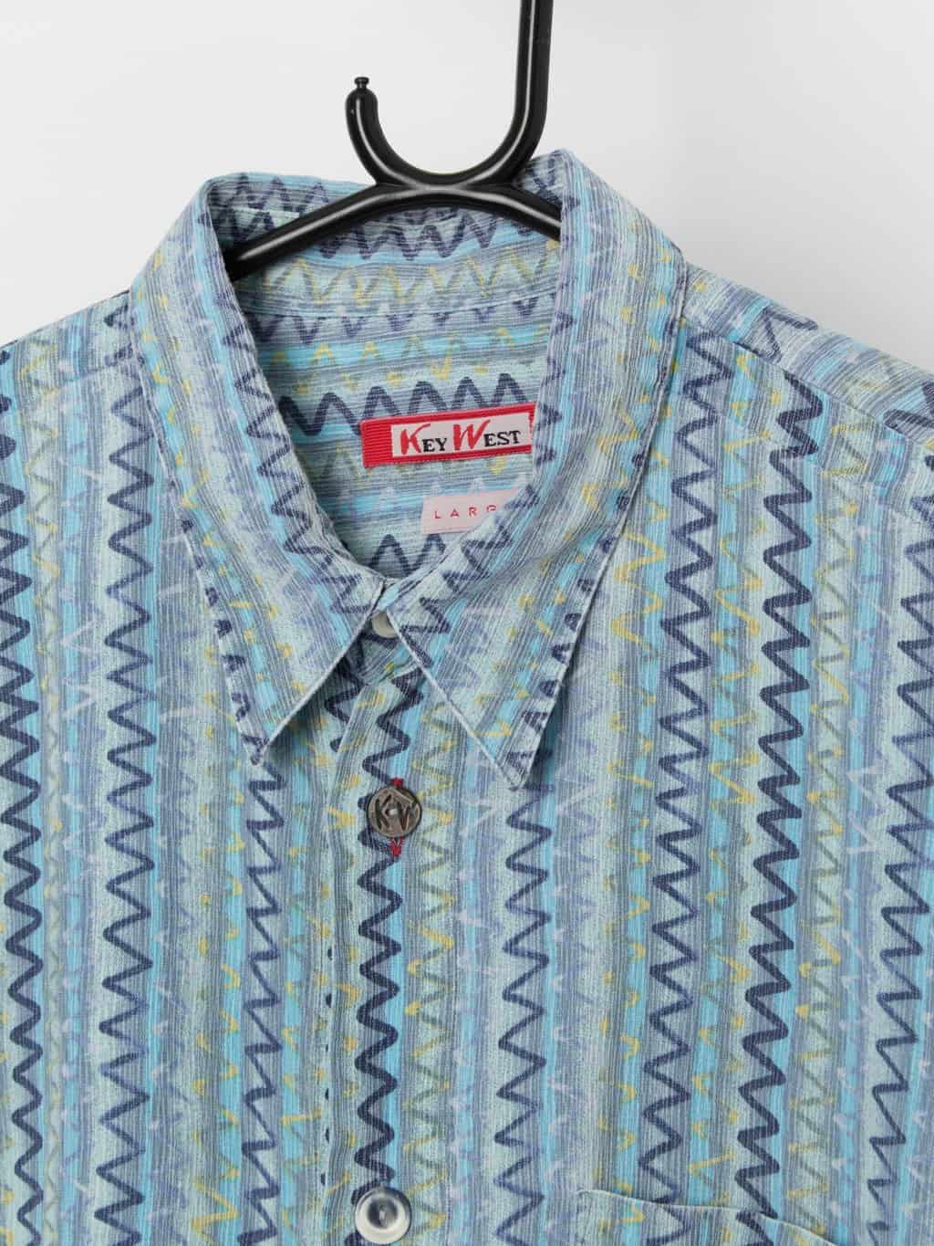 Vintage blue shirt with cool zig zag pattern - XL - Image 2