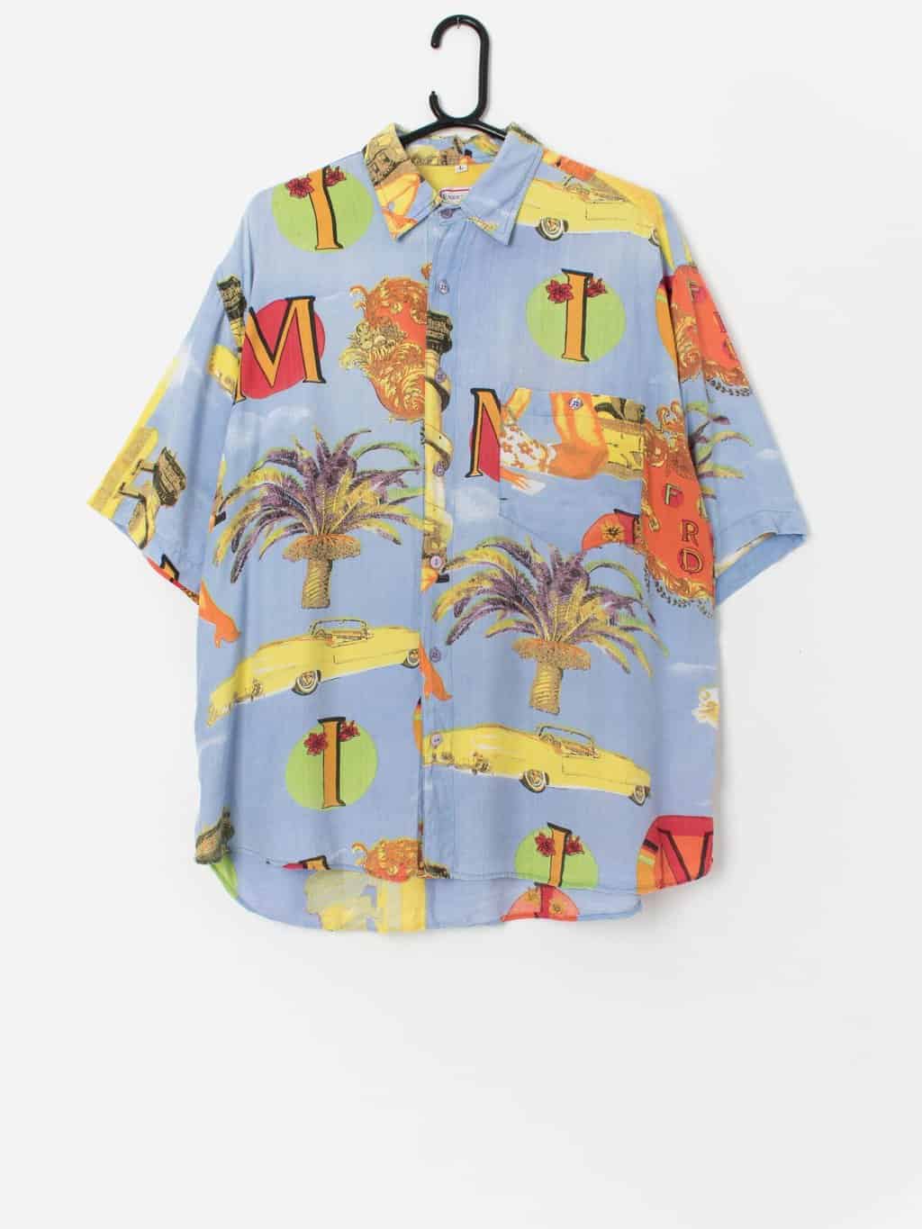 Vintage graphic holiday shirt in sky blue - Large