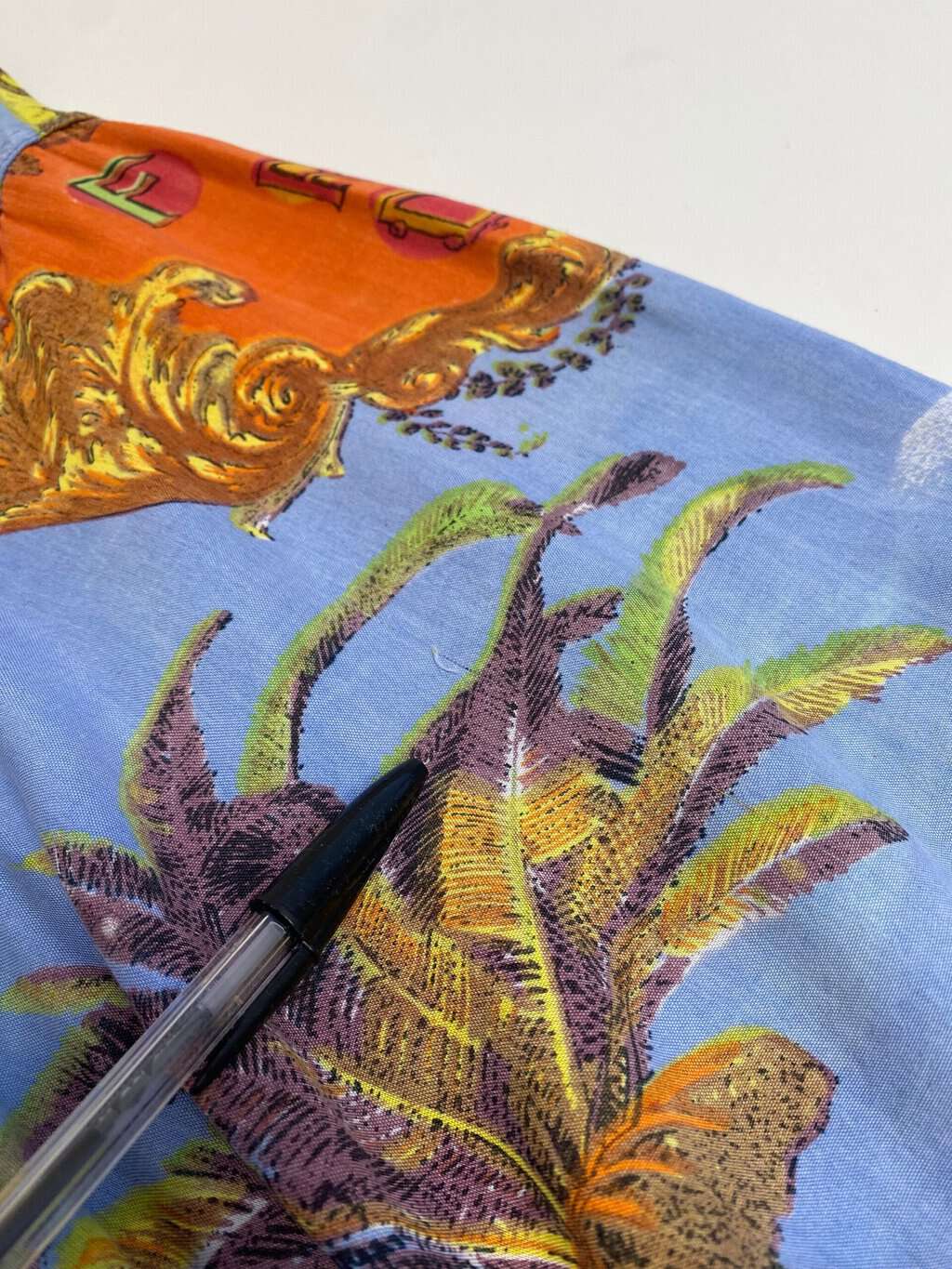 Vintage graphic holiday shirt in sky blue - Large - Image 7