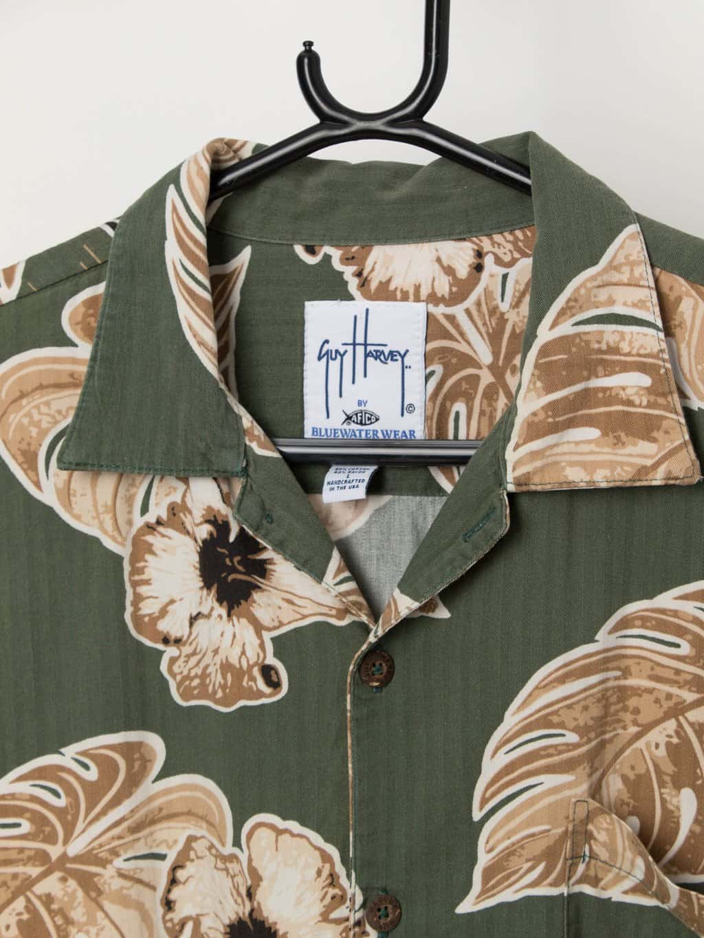 Vintage Hawaiian fishing shirt by Guy Harvey - M / L - Image 2