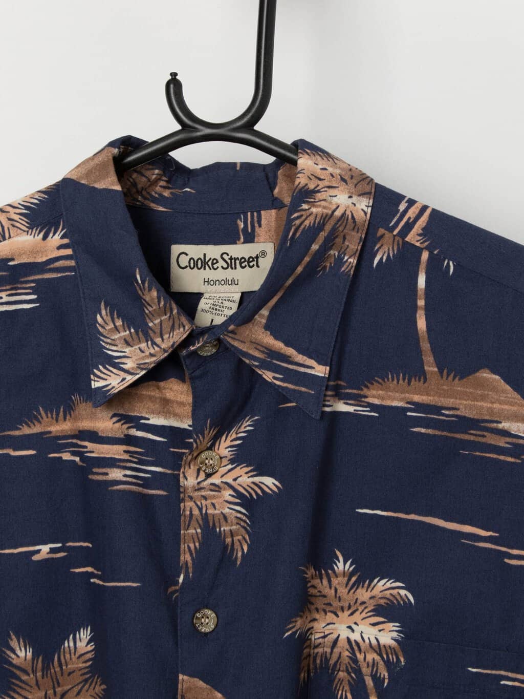 Vintage Hawaiian island shirt, made in Hawaii - M / L - Image 2