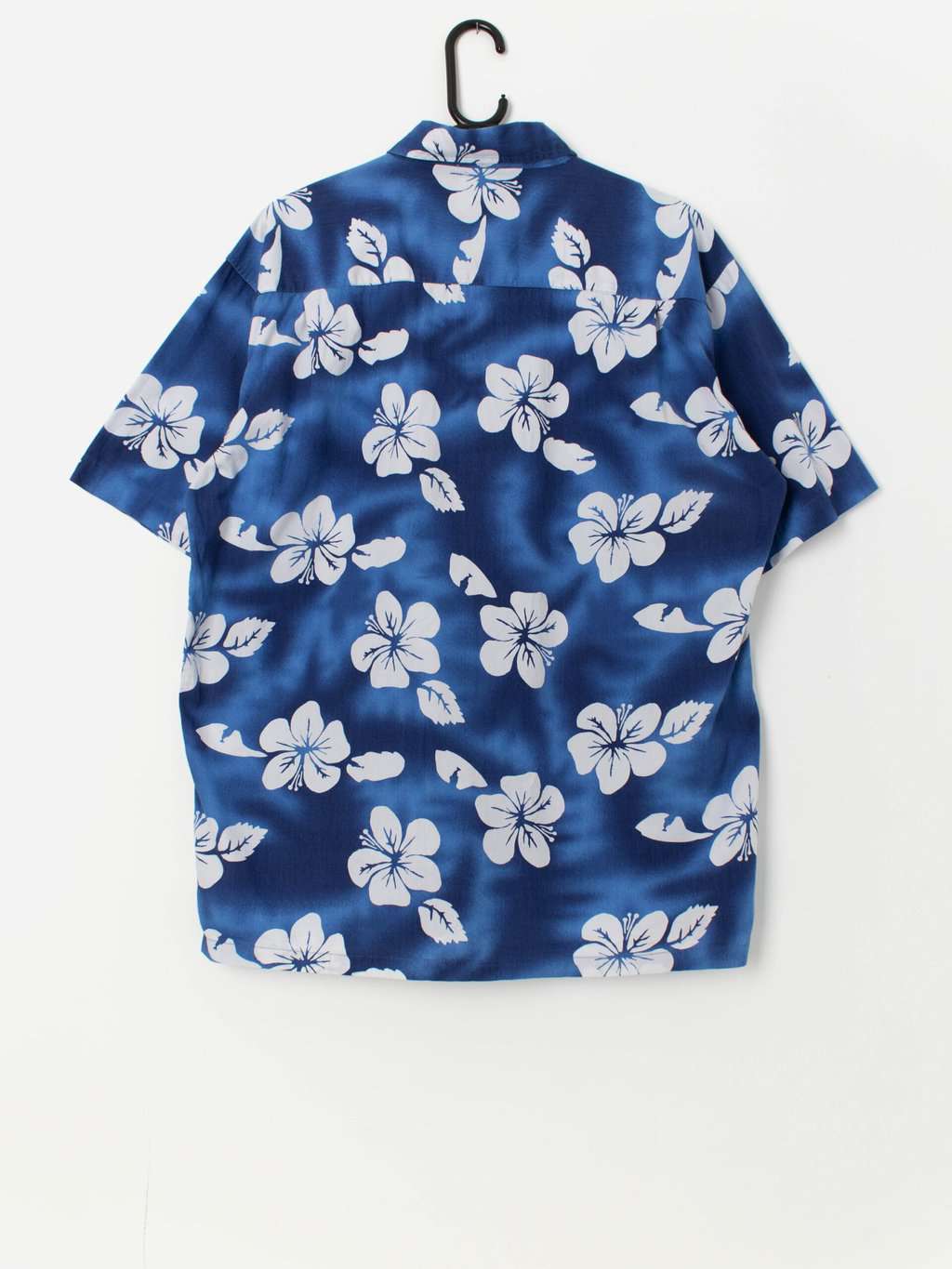 Vintage Hawaiian shirt in blue with white floral print - Large - Image 3