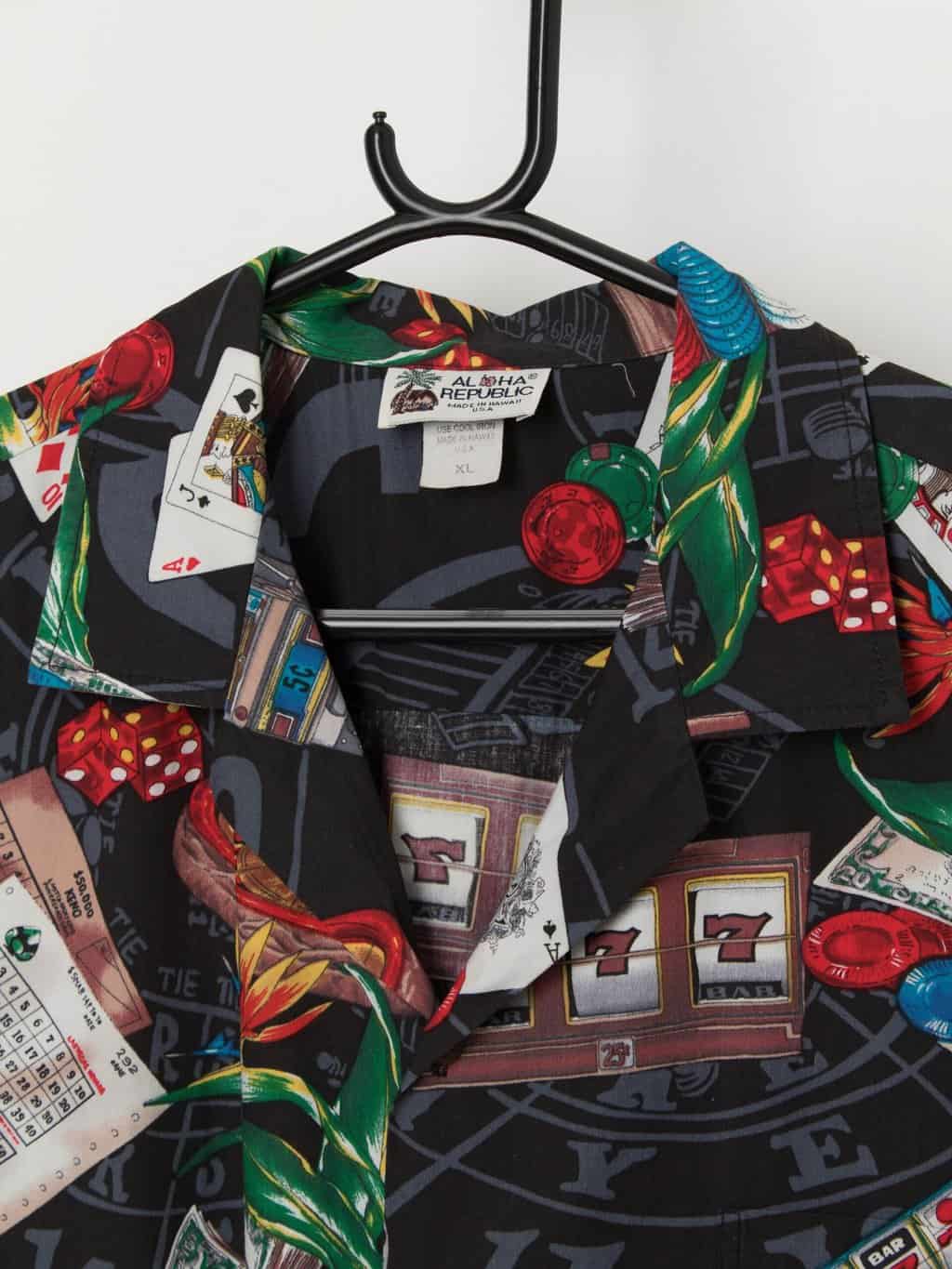 Vintage Hawaiian shirt with cool casino print - XL - Image 2