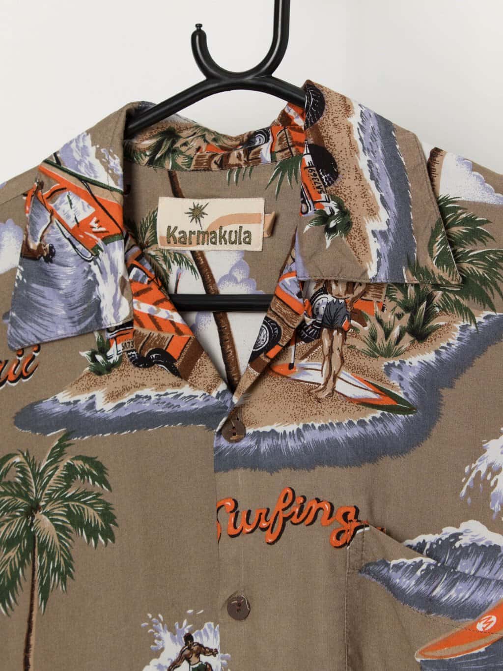 Vintage Hawaiian shirt with surfing print - Medium - Image 2