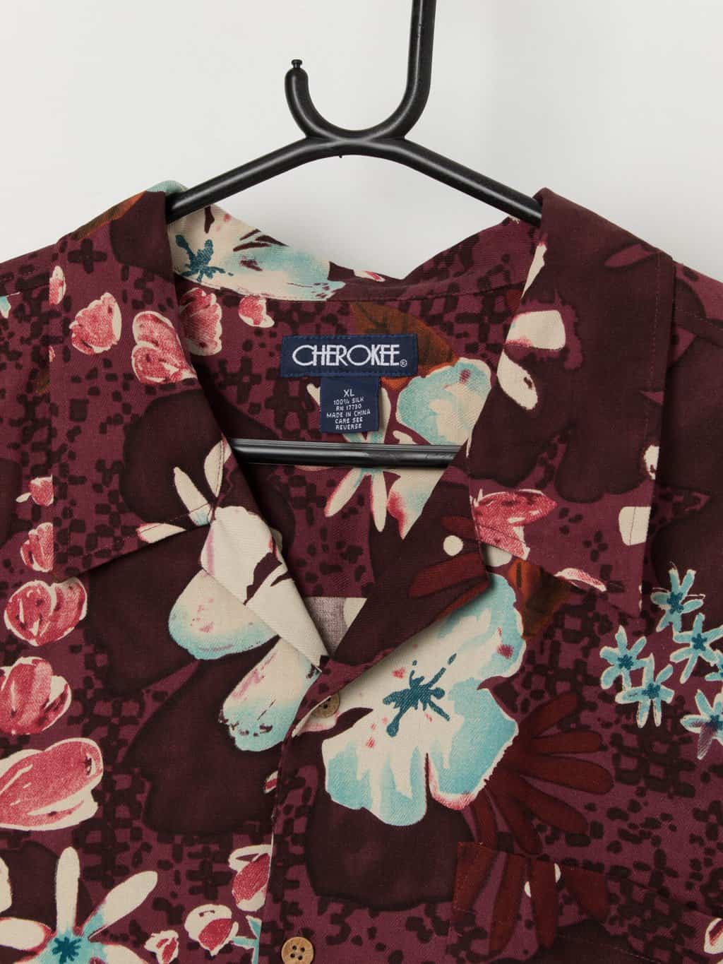 Vintage Hawaiian silk shirt in plum, red and blue - XL - Image 2