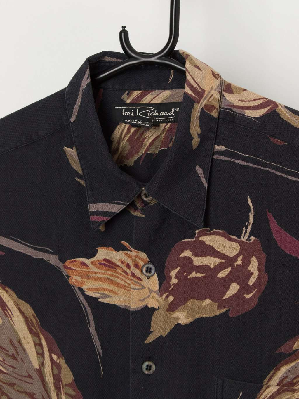 Vintage silk Hawaiian shirt with leaf print - Large - Image 2