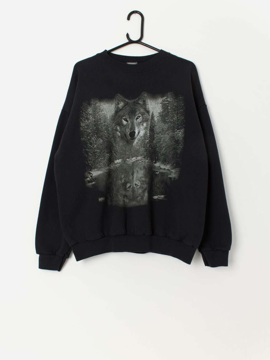 Vintage lone wolf graphic sweatshirt in black and white - XL