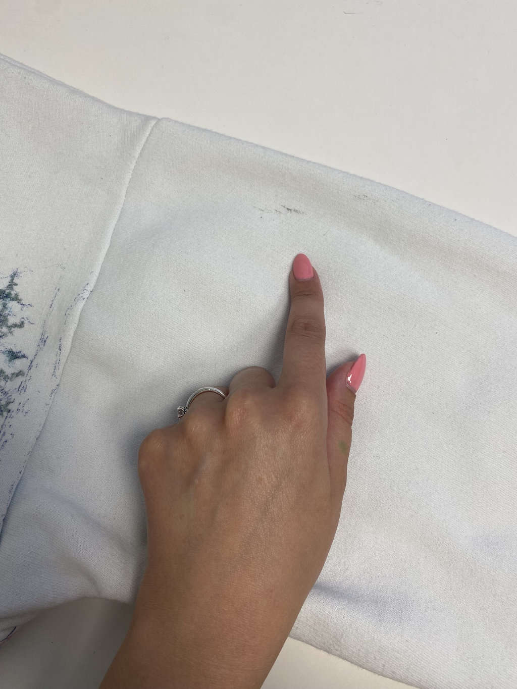 Vintage Art Unlimited winter theme collared sweatshirt in forest white - Large - Image 4