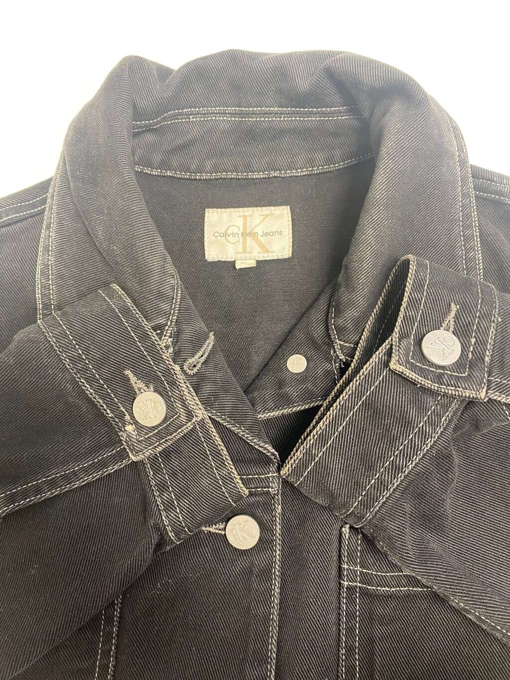 Women's vintage Calvin Klein black denim jacket - Large - Image 4