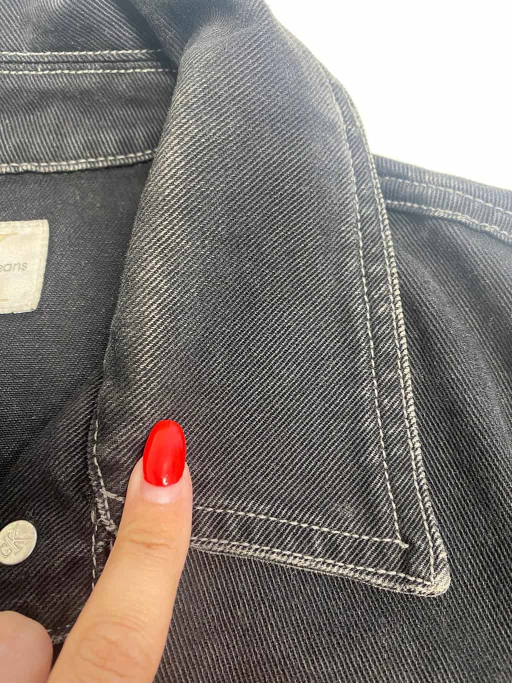 Women's vintage Calvin Klein black denim jacket - Large - Image 6