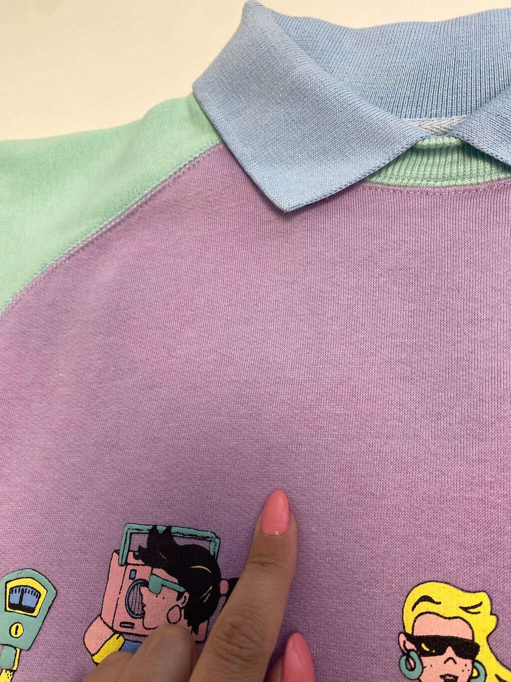 Vintage pastel short sleeve sweatshirt by Dash - Large - Image 5