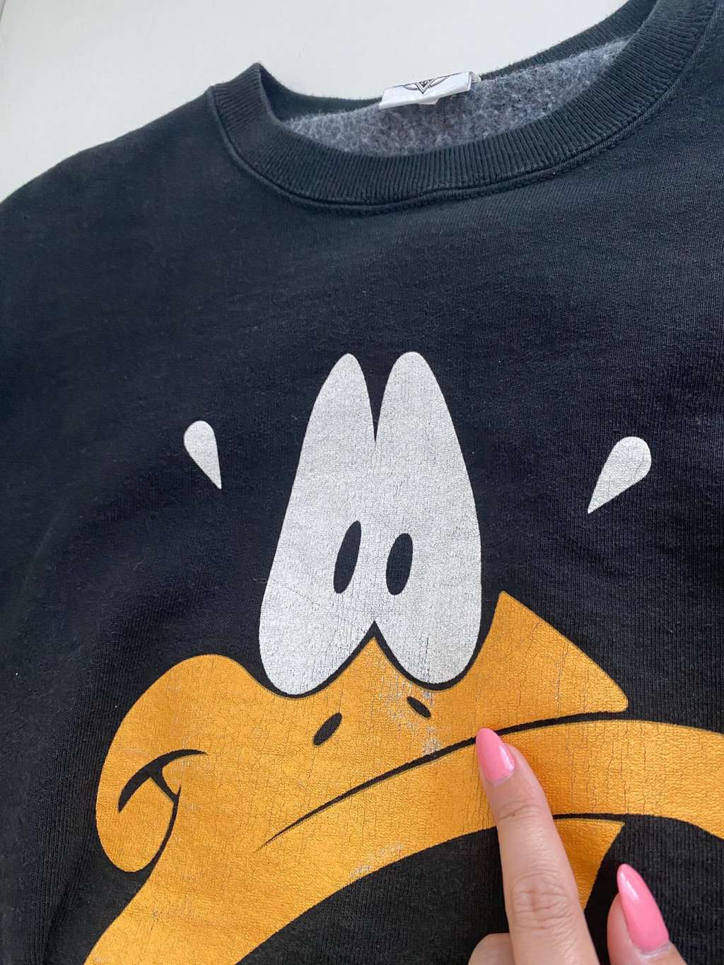 90s vintage Daffy Duck Looney Tunes sweatshirt, made in USA - Large - Image 4