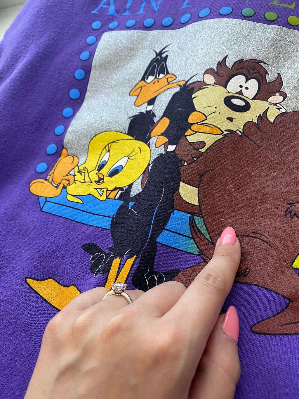 Vintage Looney Tunes purple sweatshirt with 'Ain't We Cute' spell out - 2XL - Image 4