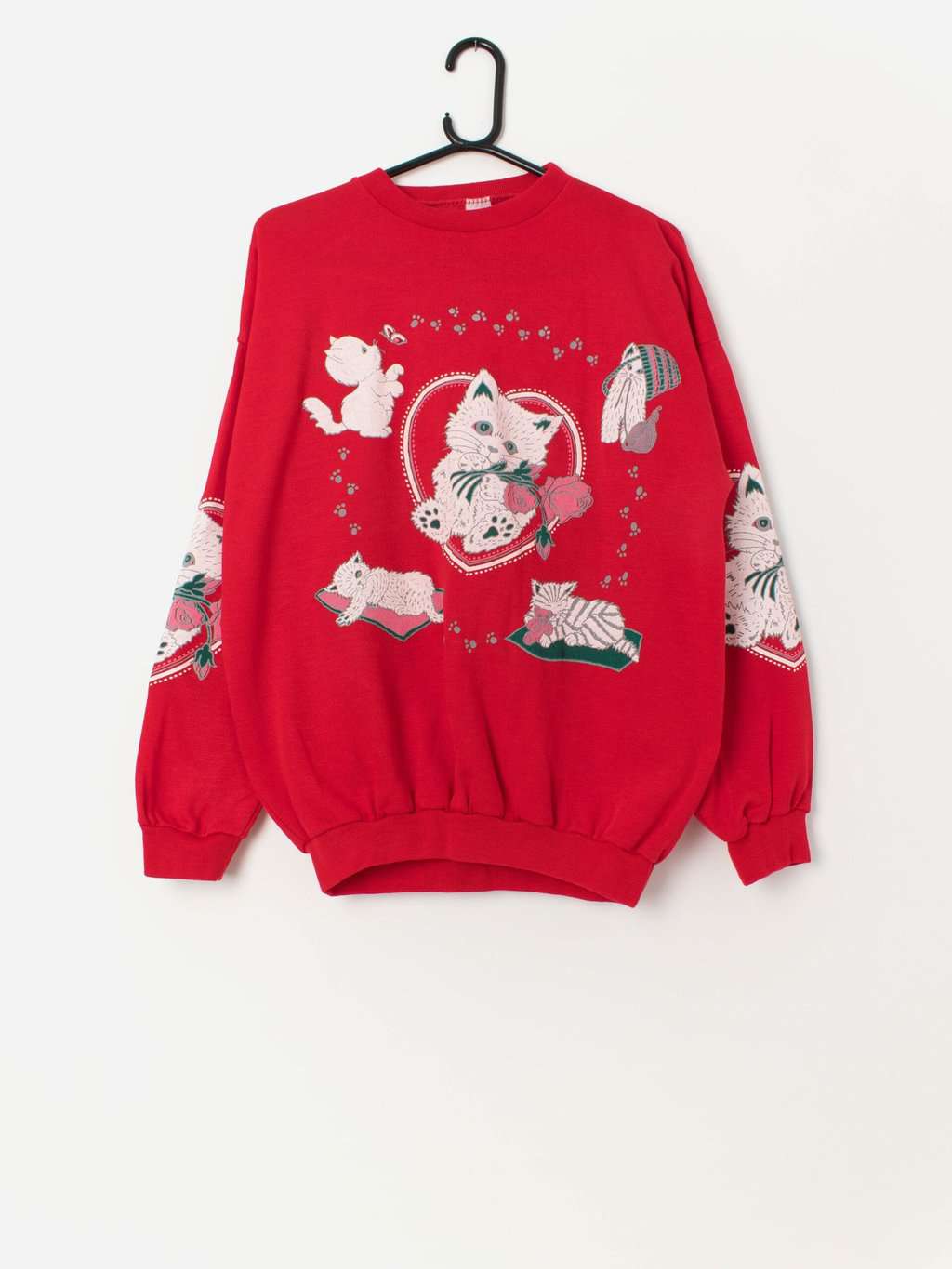 80s Kitsch cat sweatshirt in red with large love heart graphic - Large