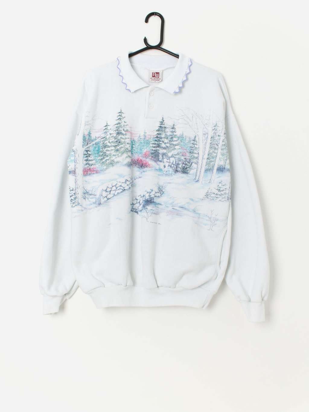 Vintage Art Unlimited winter theme collared sweatshirt in forest white - Large