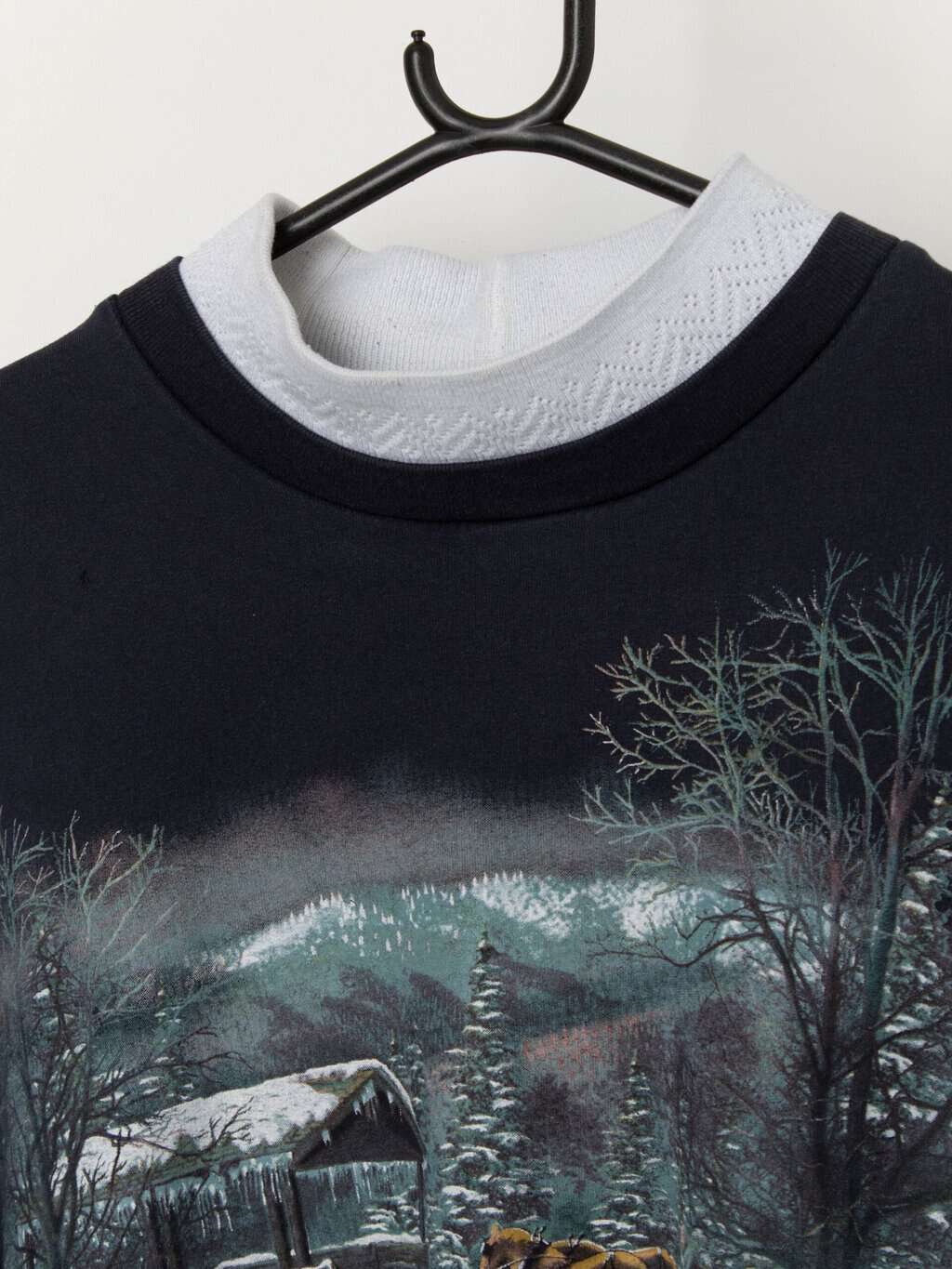 Vintage Art Unlimited winter theme collared sweatshirt with horses and deer - XL - Image 2