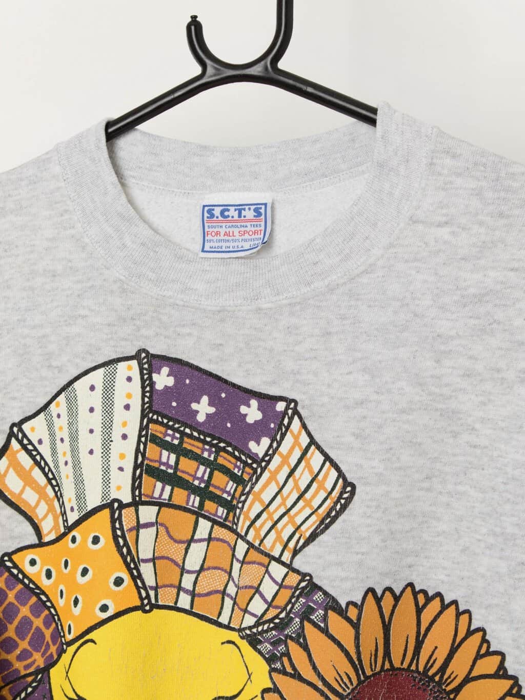 Vintage Tweetie Pie sweatshirt with sunflower - L - Image 2