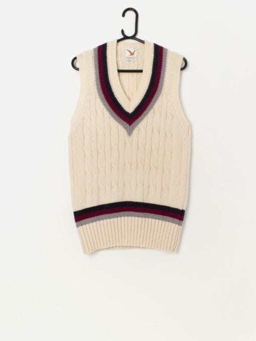 Vintage wool cricket vest with chunky cable knit pattern - Medium / Large