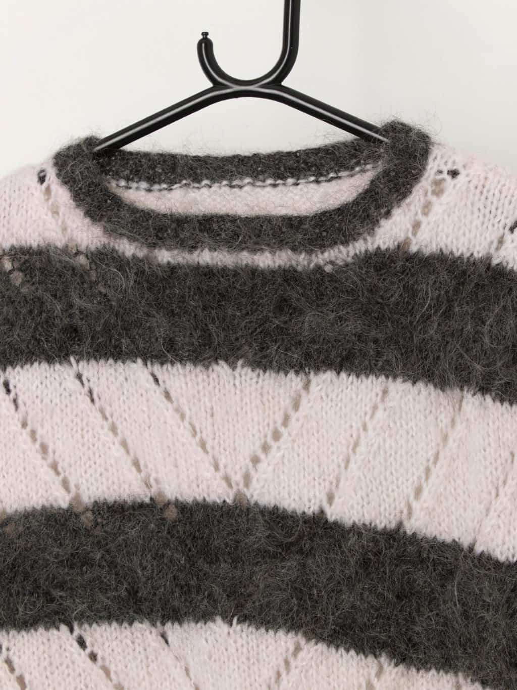 Vintage handknitted mohair wool vest with grey and white stripes - Medium / Large - Image 2