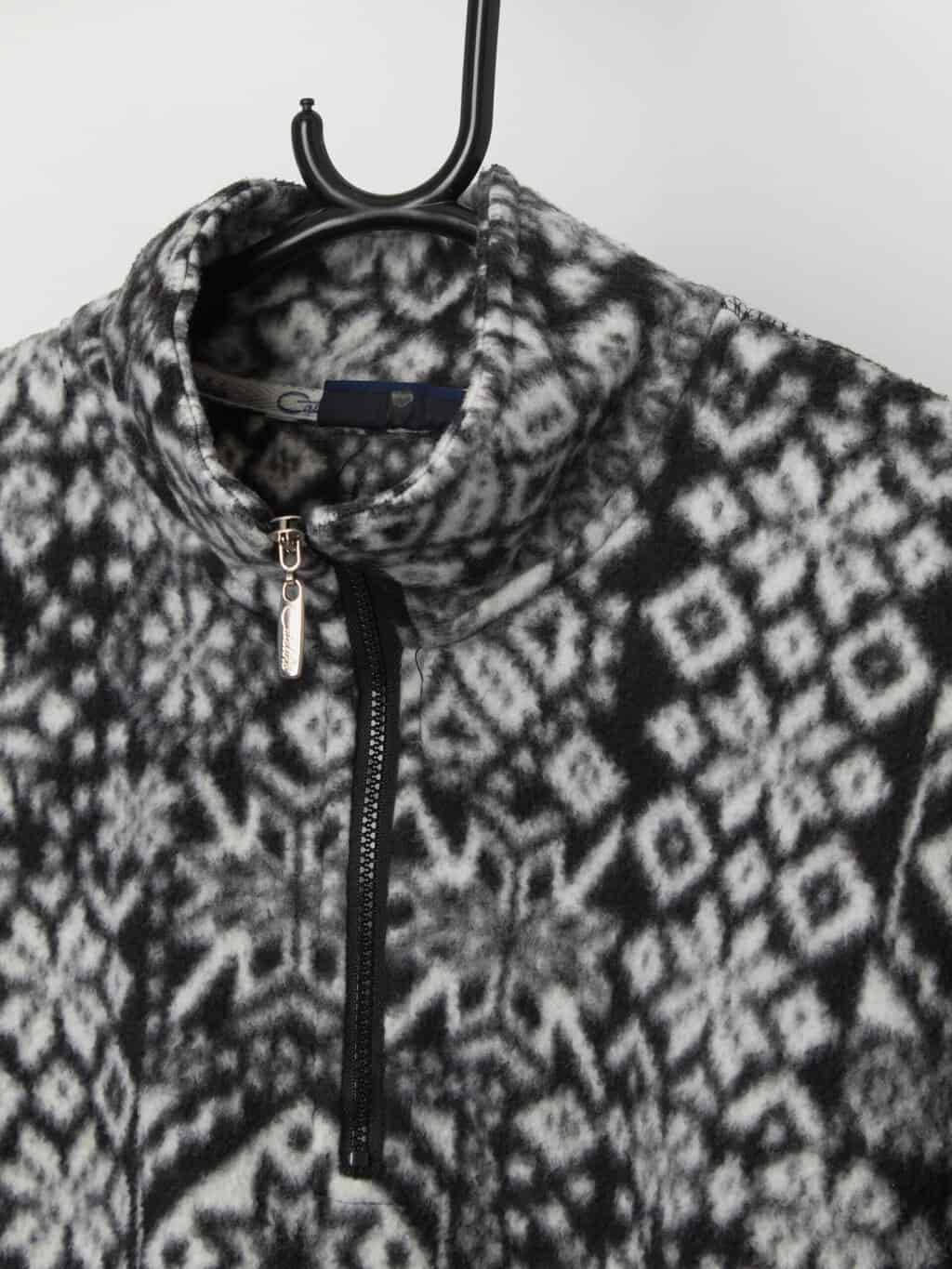 Vintage quarter zip fleece in black and white - Large - Image 2