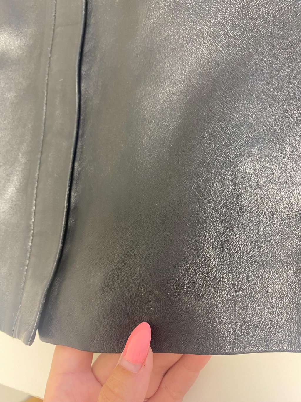 Vintage Y2K black leather jacket with zip closure - M/L - Image 5