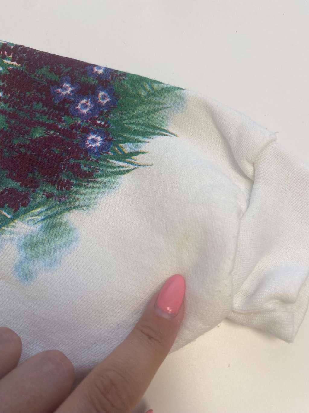 Epic vintage Alaska graphic sweatshirt in white - Large - Image 7