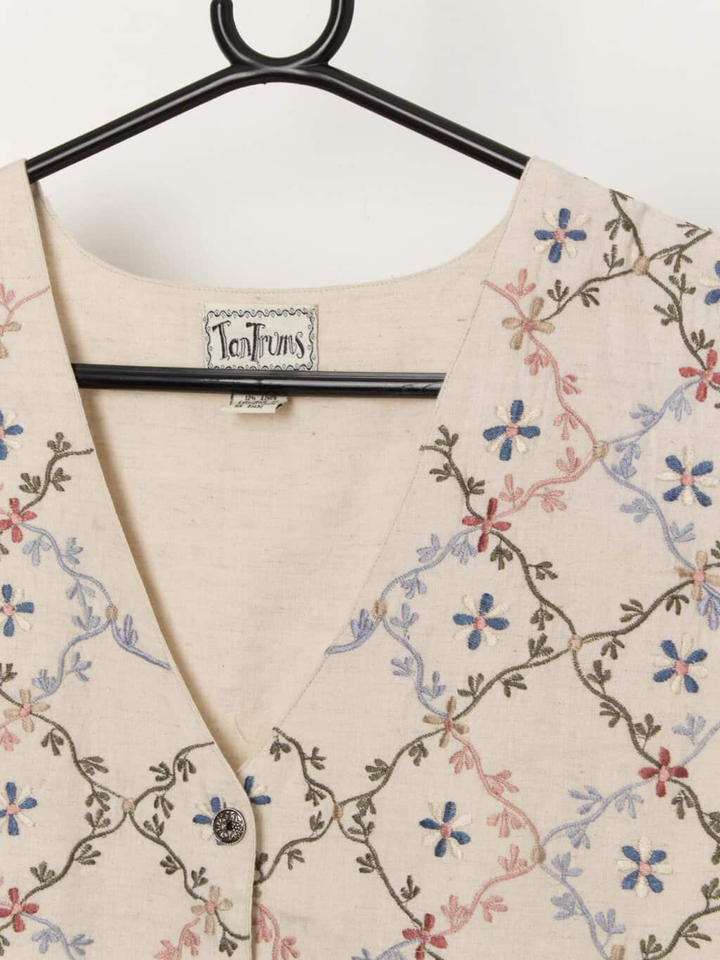 Vintage pretty embroidered waistcoat with cute buttons - Medium / Large - Image 2